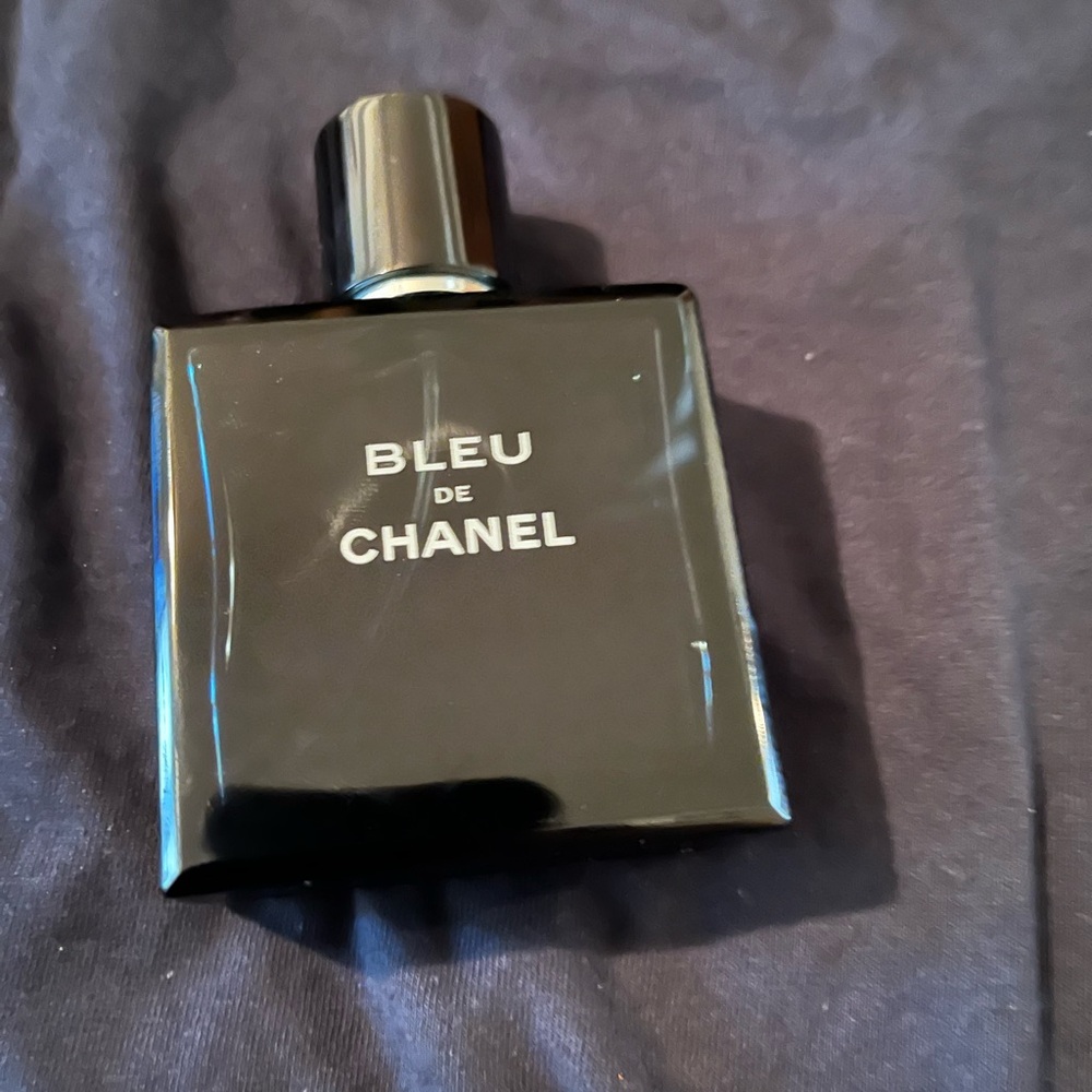 CHANEL Bleu De Chanel Black Bottle